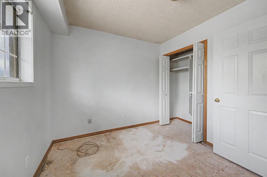 826 Coventry Drive NE — photo 21