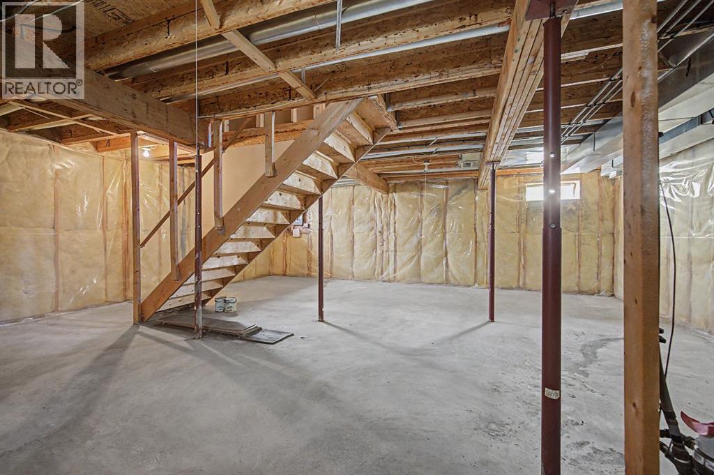 826 Coventry Drive NE — photo 31