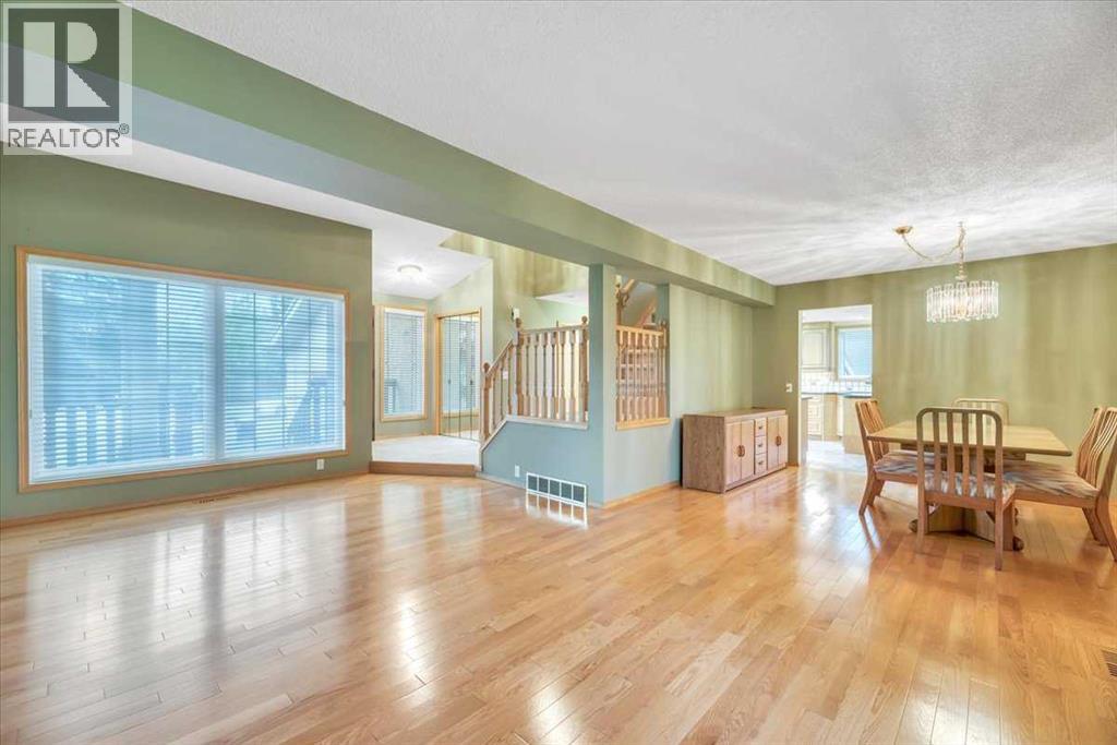 231 Mt Victoria Place SE - photo 5