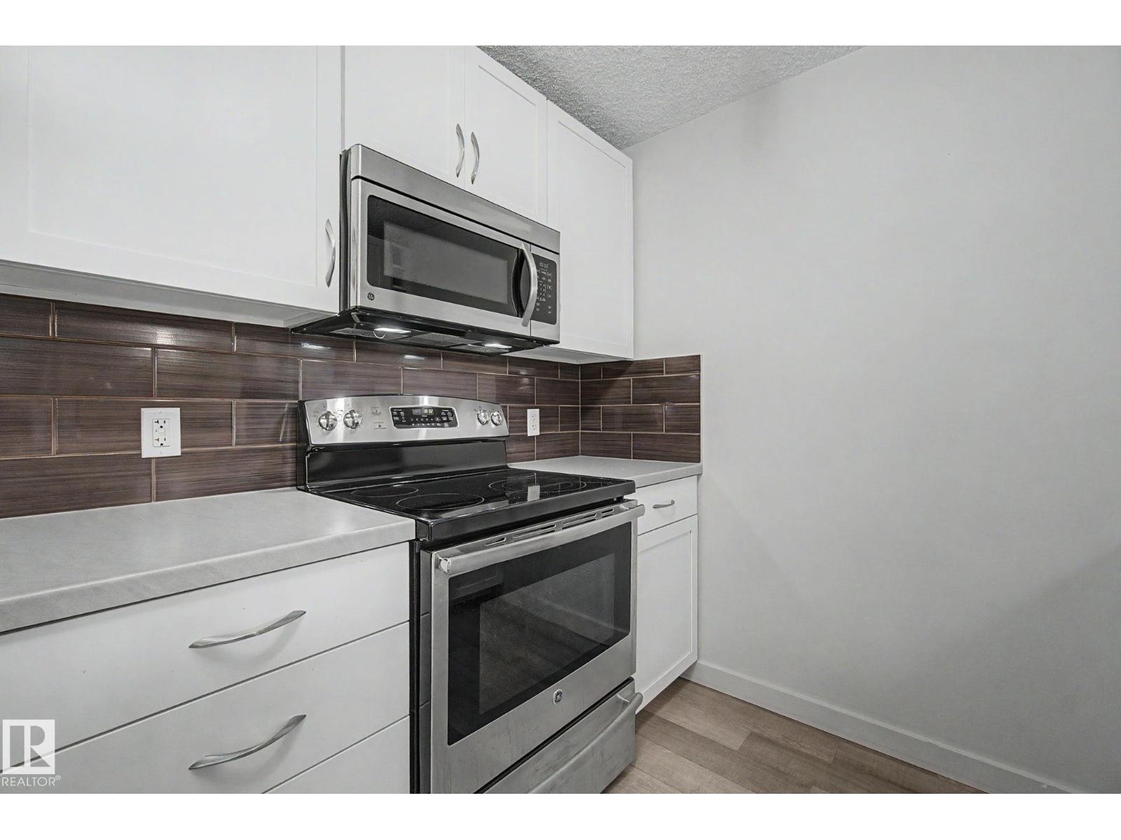 #359 7805 71 ST NW - 11