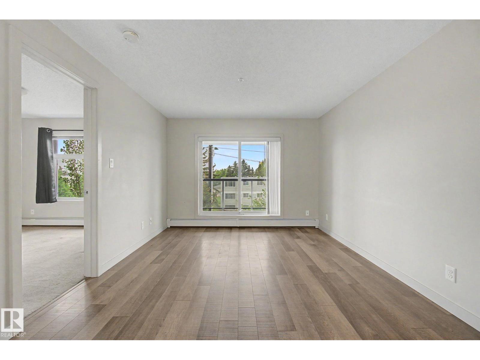#359 7805 71 ST NW - 15