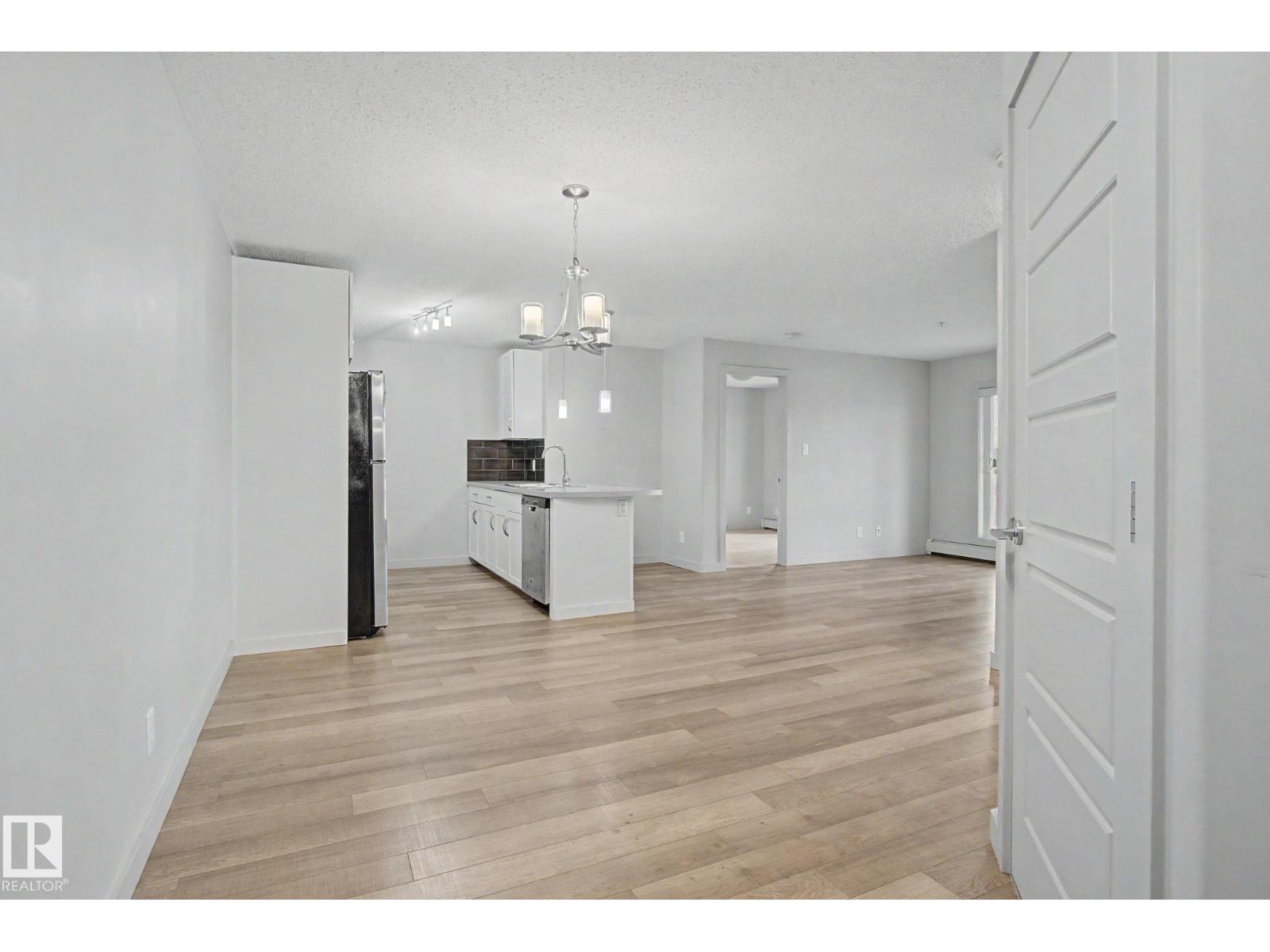 #359 7805 71 ST NW - 14