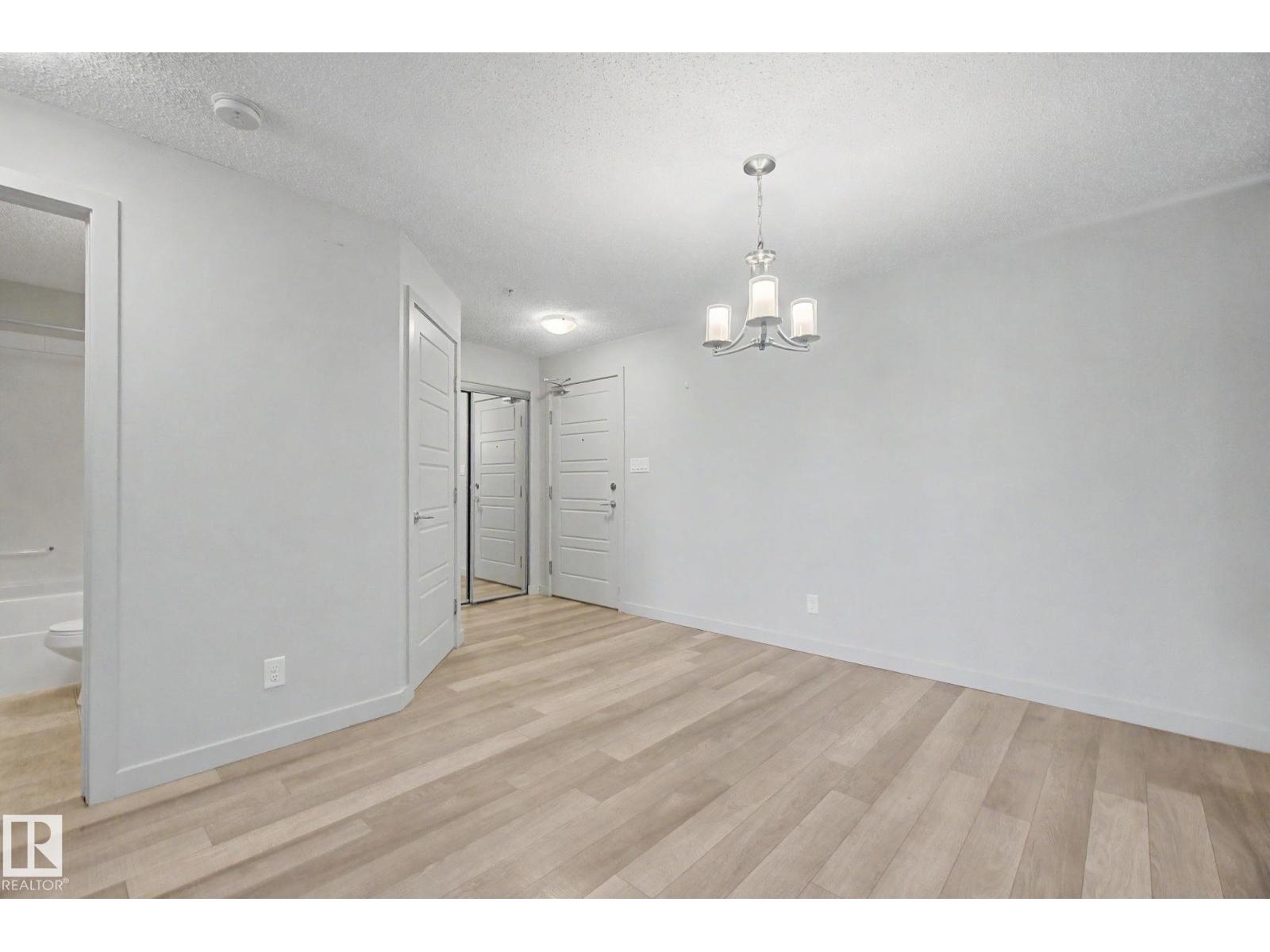 #359 7805 71 ST NW - 17