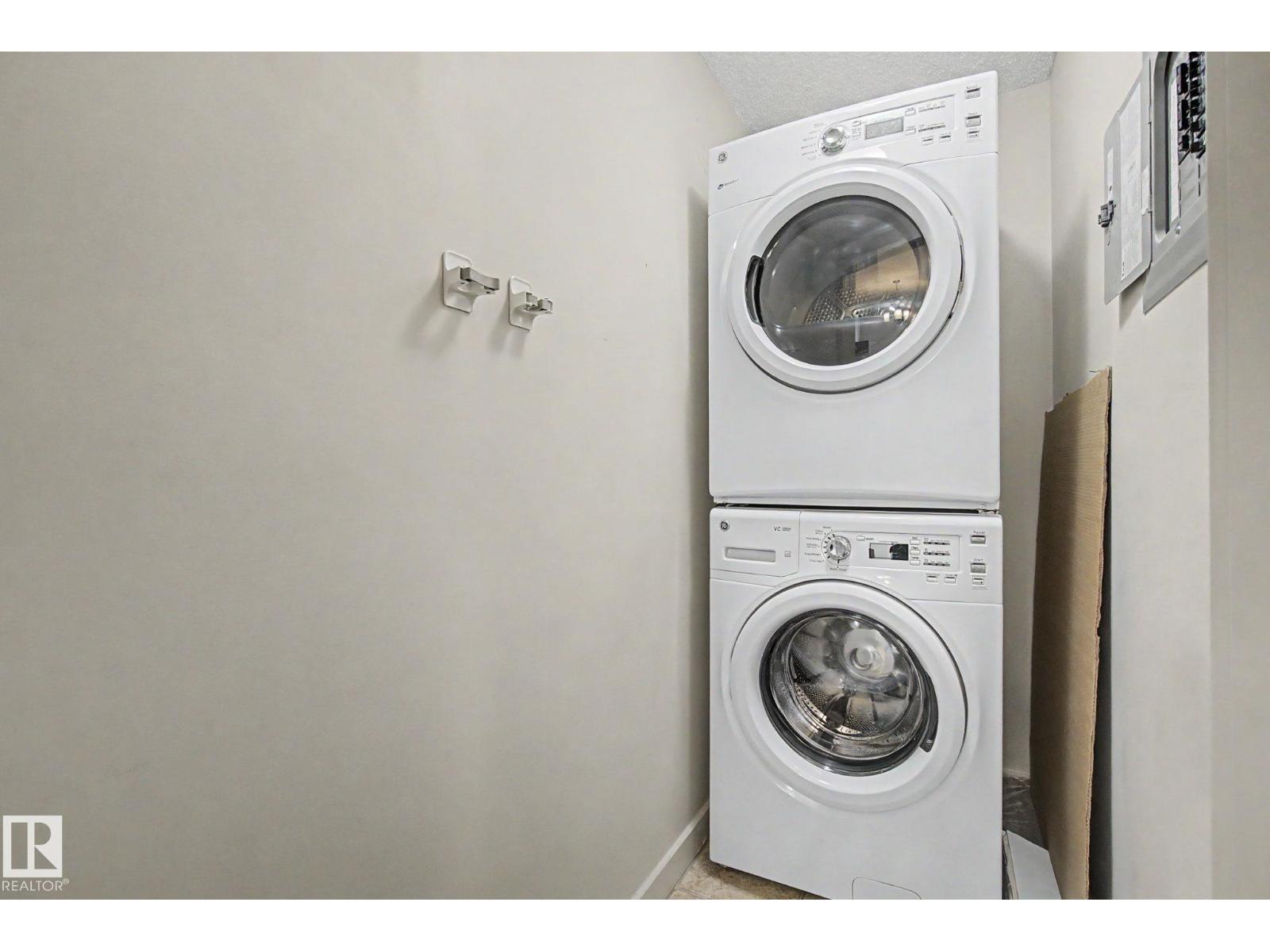 #359 7805 71 ST NW - 25