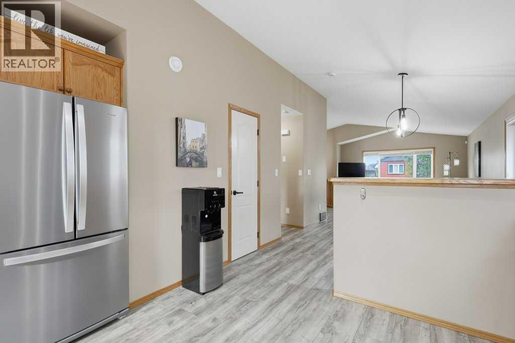 300 Lancaster Drive — photo 17