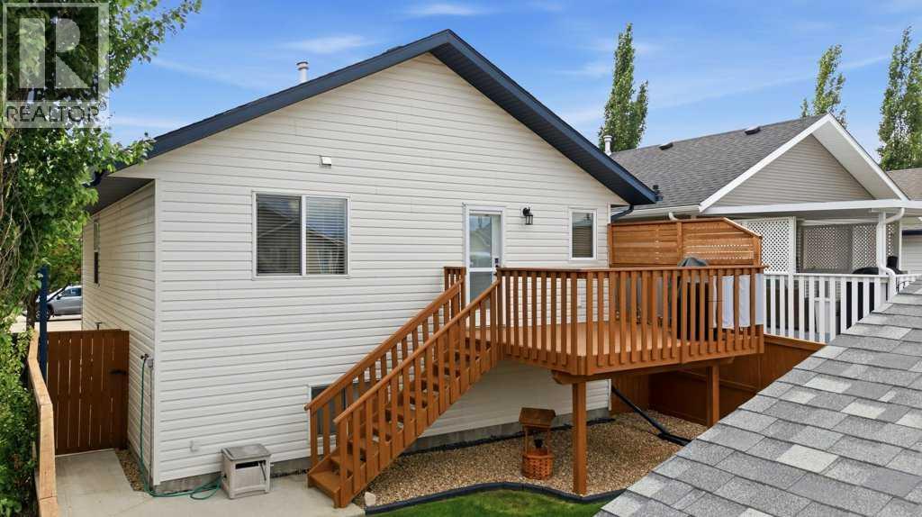 300 Lancaster Drive — photo 33