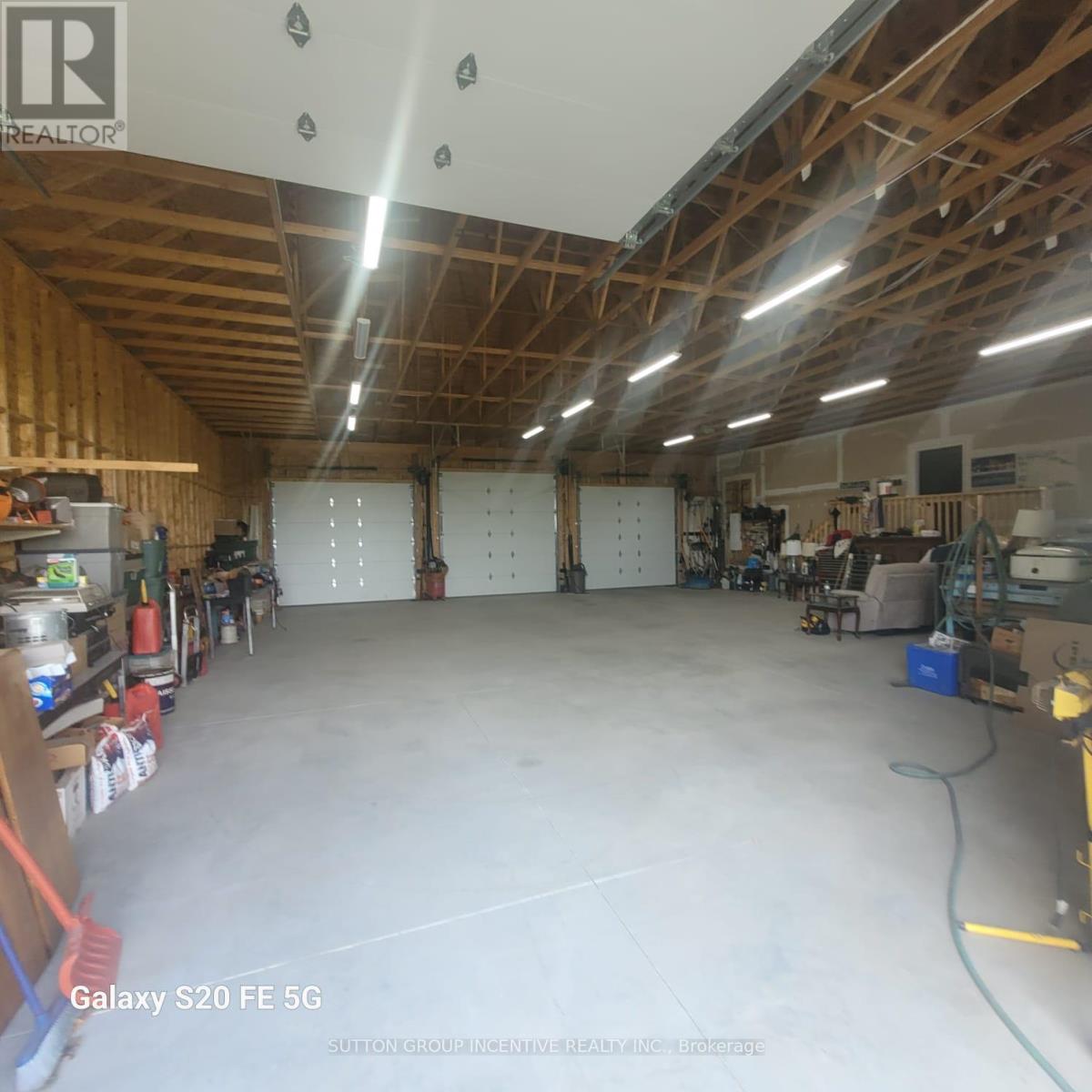 15 CALDWELL DRIVE - 46