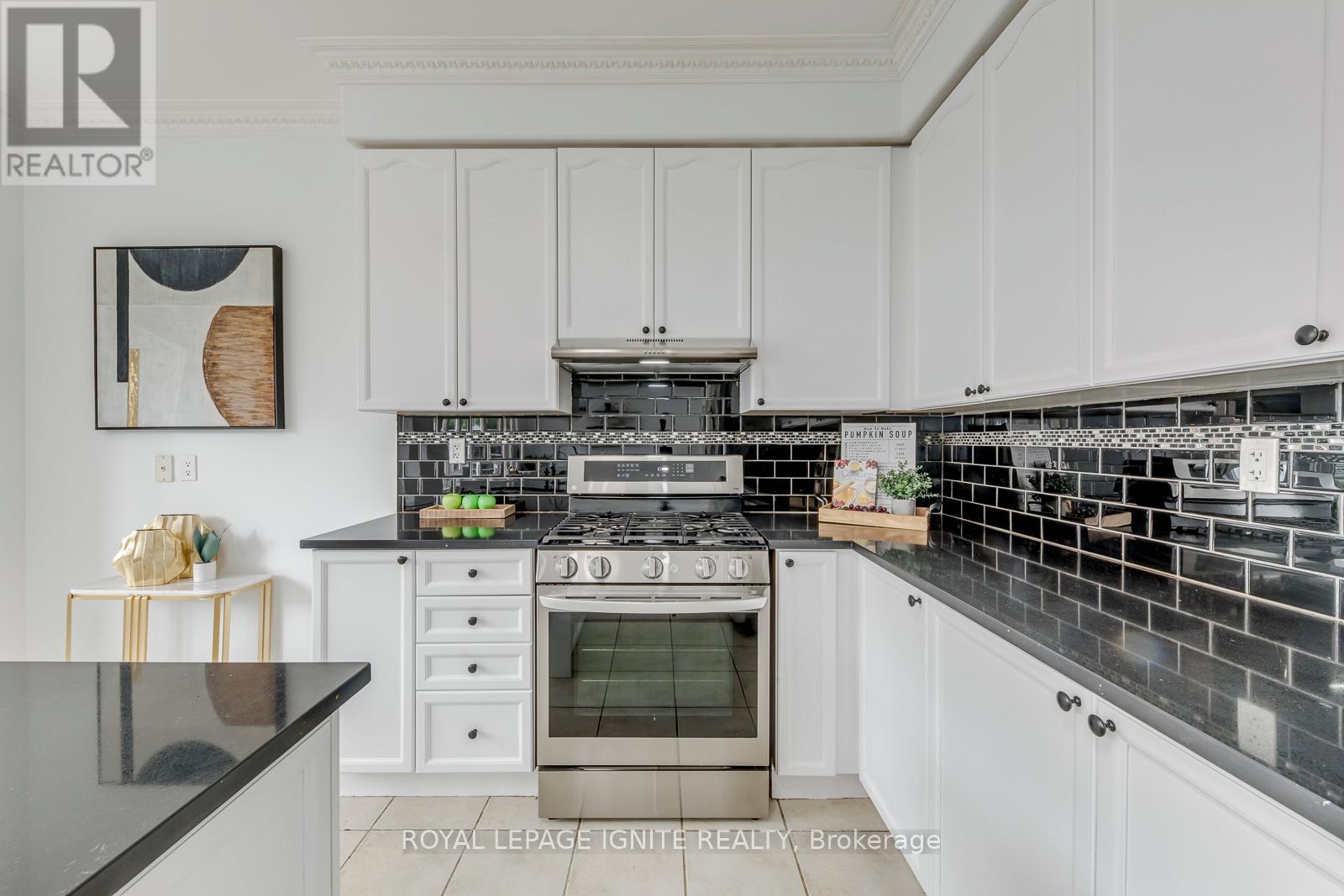 928 PHILBROOK DRIVE - 20