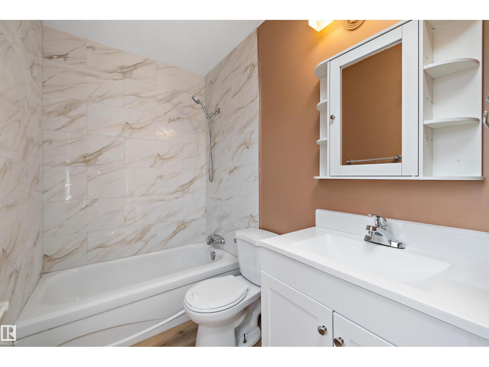 17423 92 AV NW - 20