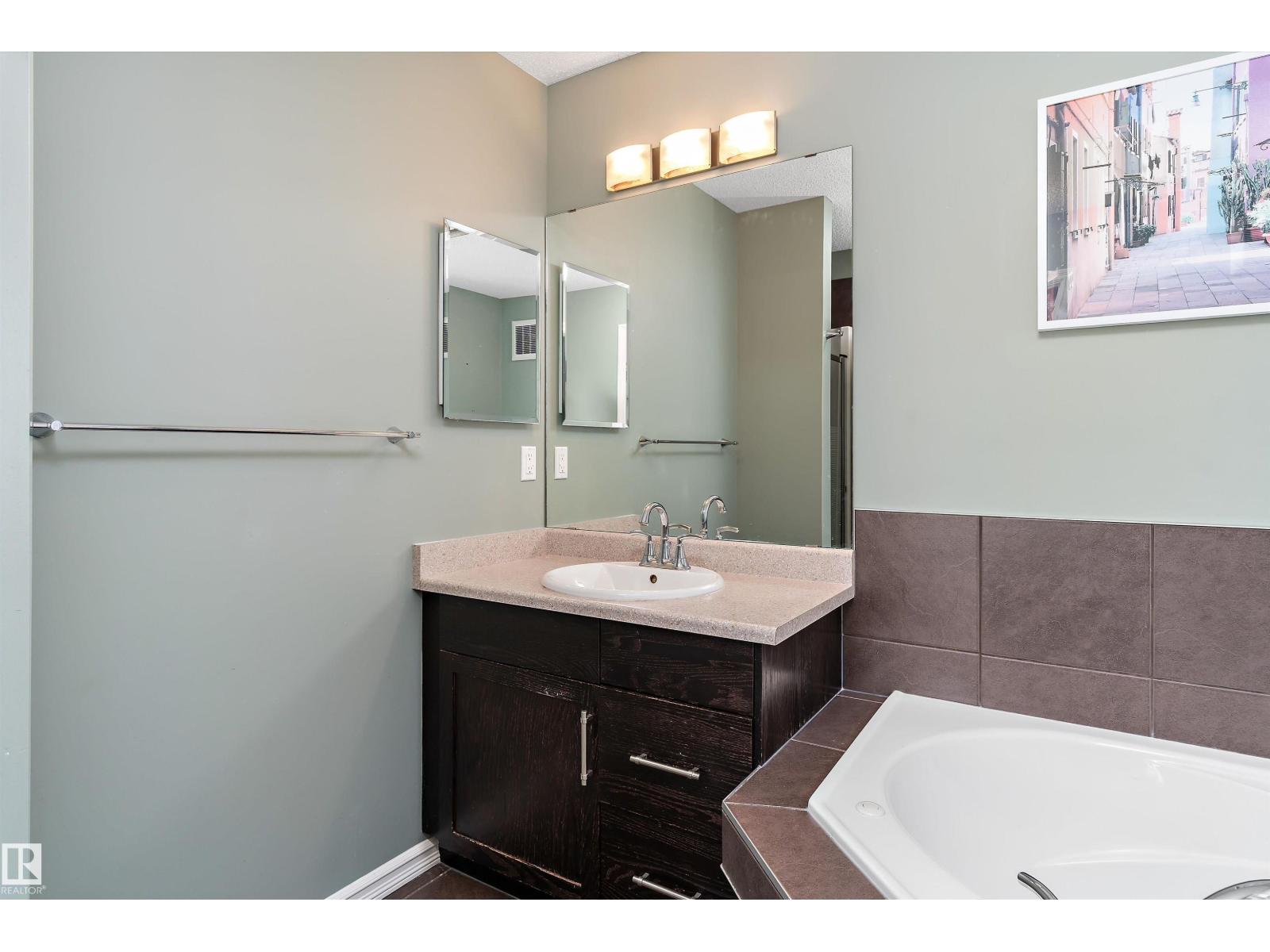 1332 72 ST SW — photo 35