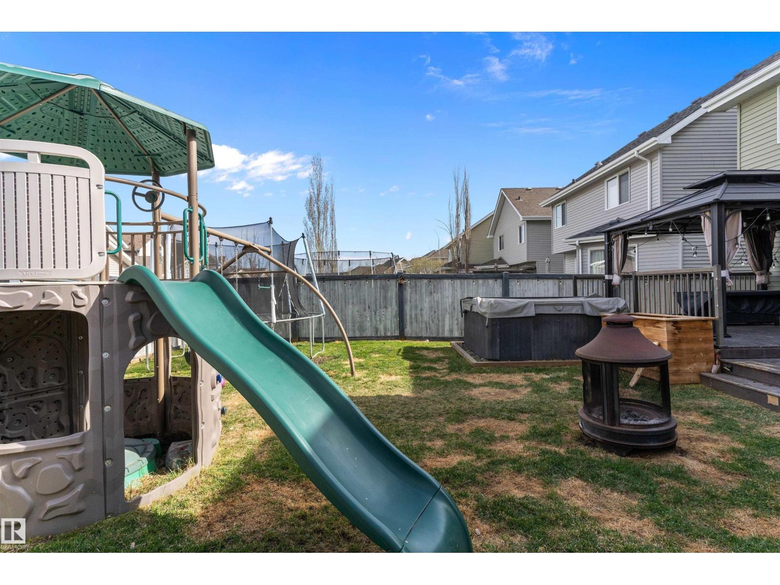 1332 72 ST SW — photo 40