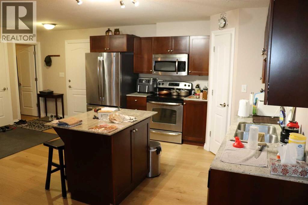 #305 5037 7 Avenue - 9