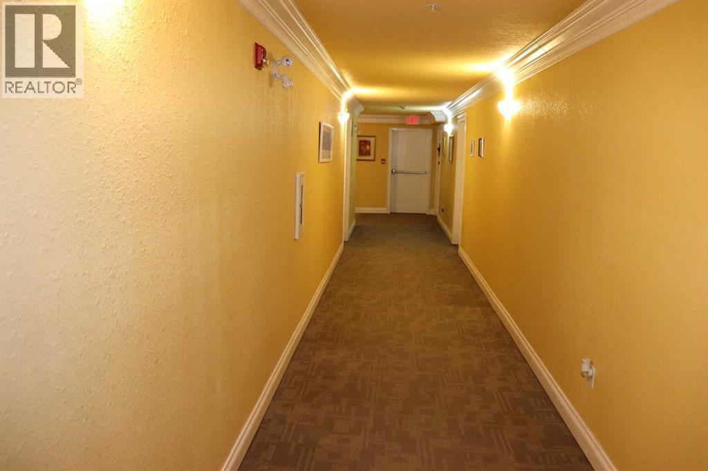 #305 5037 7 Avenue - 27