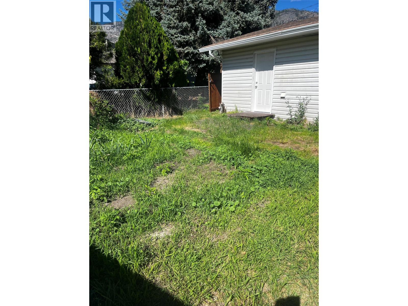 28 Willow Crescent - 11