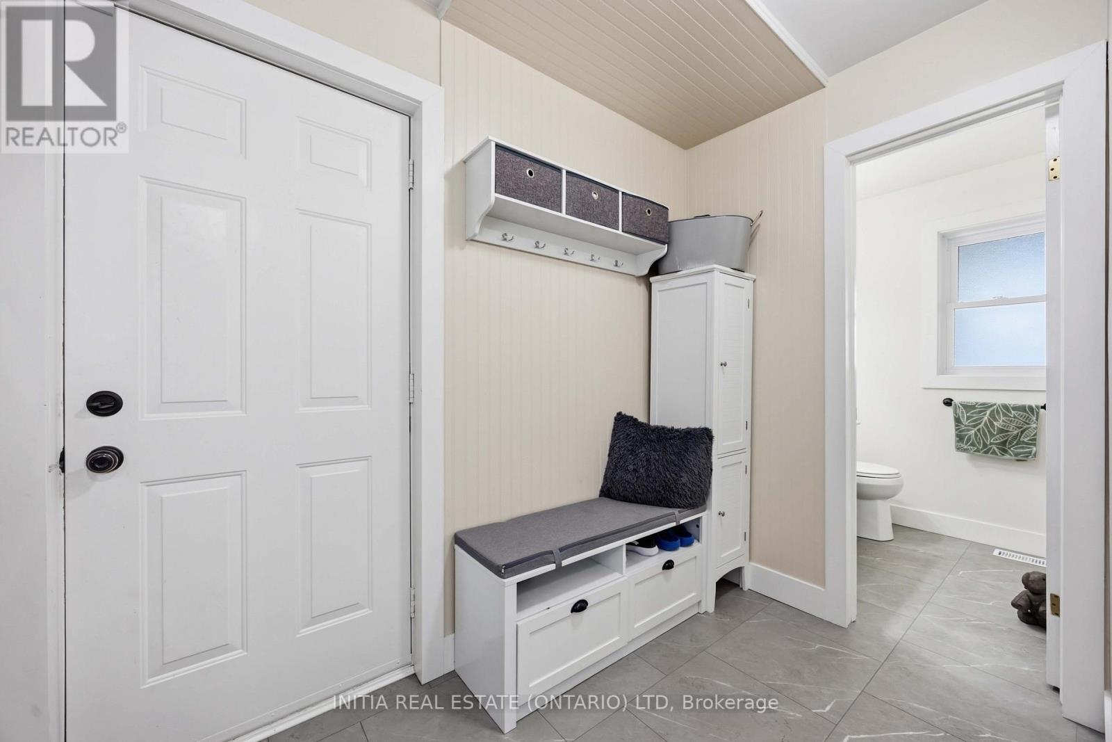 6052 COURTRIGHT LINE - 22