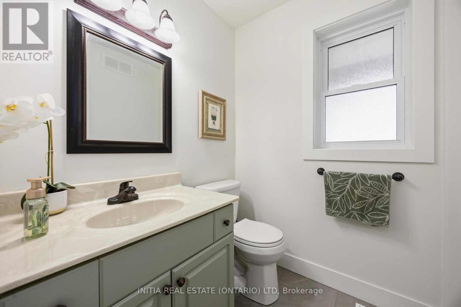 6052 COURTRIGHT LINE - 23