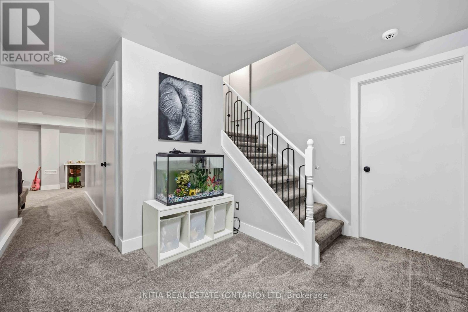 6052 COURTRIGHT LINE - 37