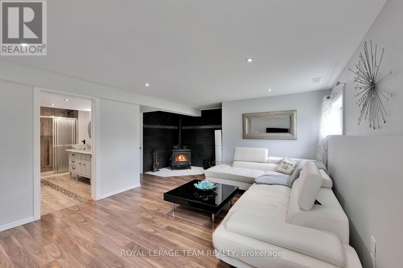 883 CRAIG ROAD - 36