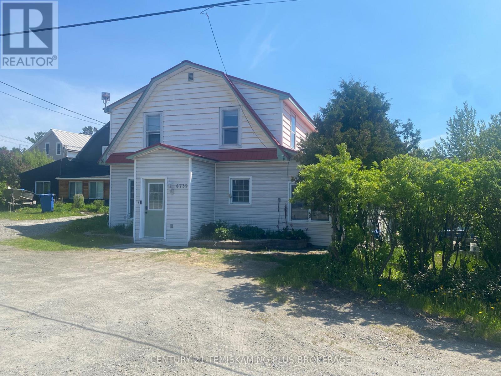 6739 HWY 11 N HIGHWAY - 36