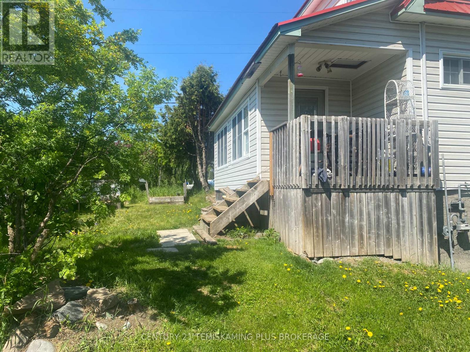 6739 HWY 11 N HIGHWAY - 45