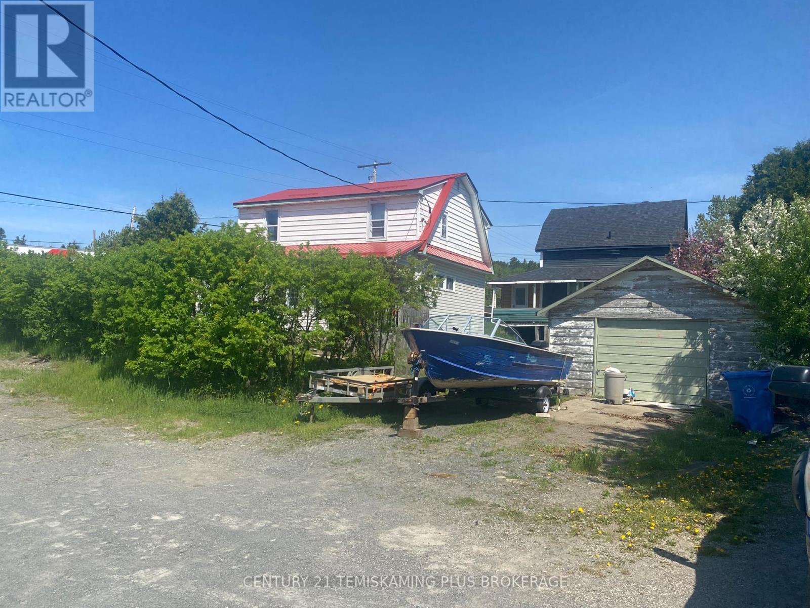 6739 HWY 11 N HIGHWAY - 38