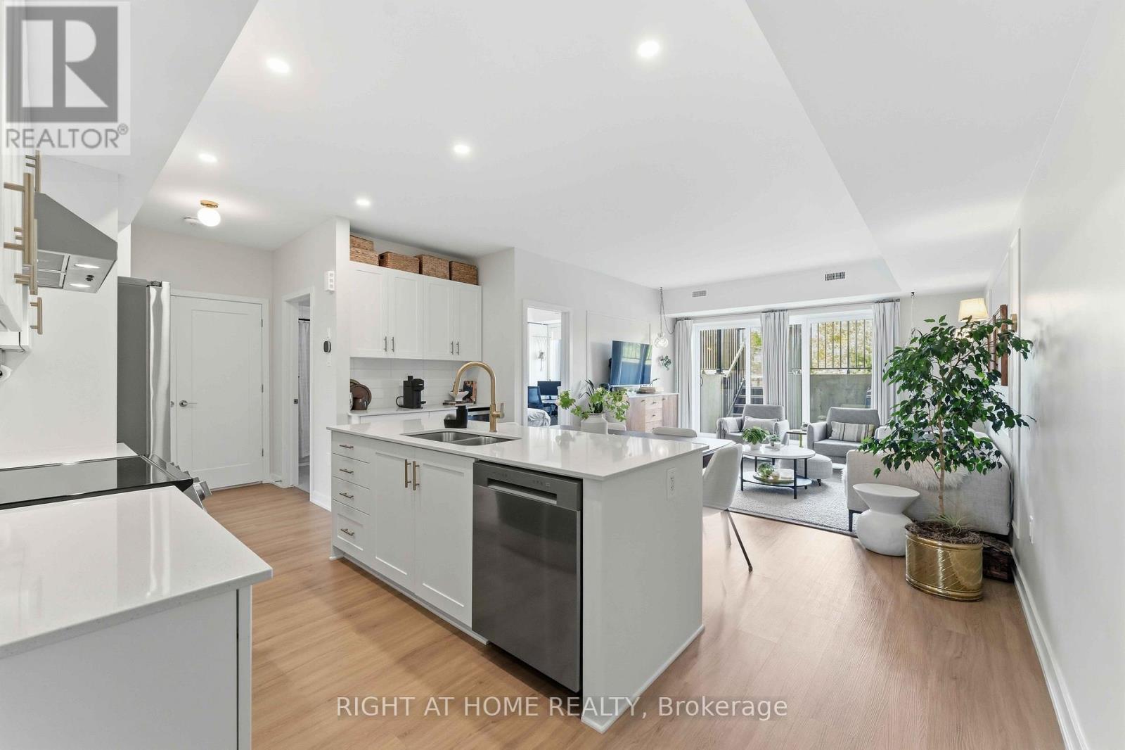 #D 800 ROGER GRIFFITHS AVENUE - 14