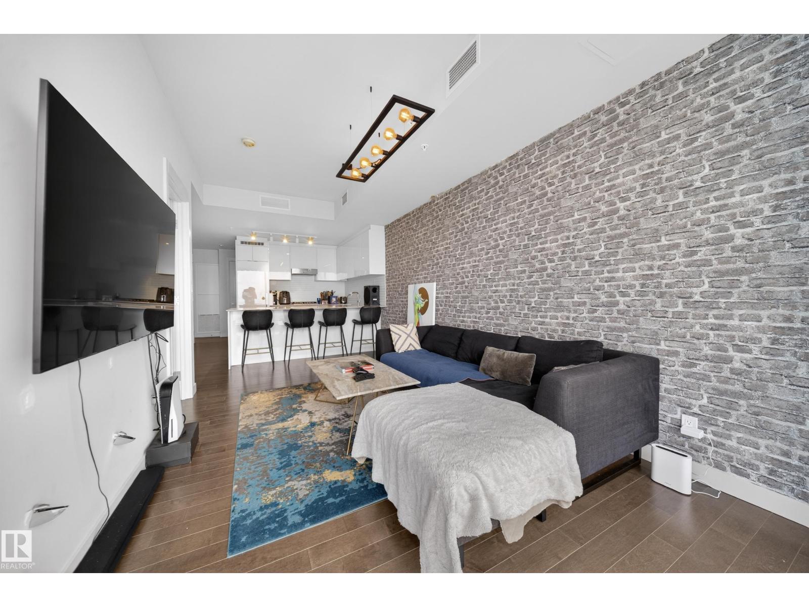 #4007 10360 102 ST NW - 16