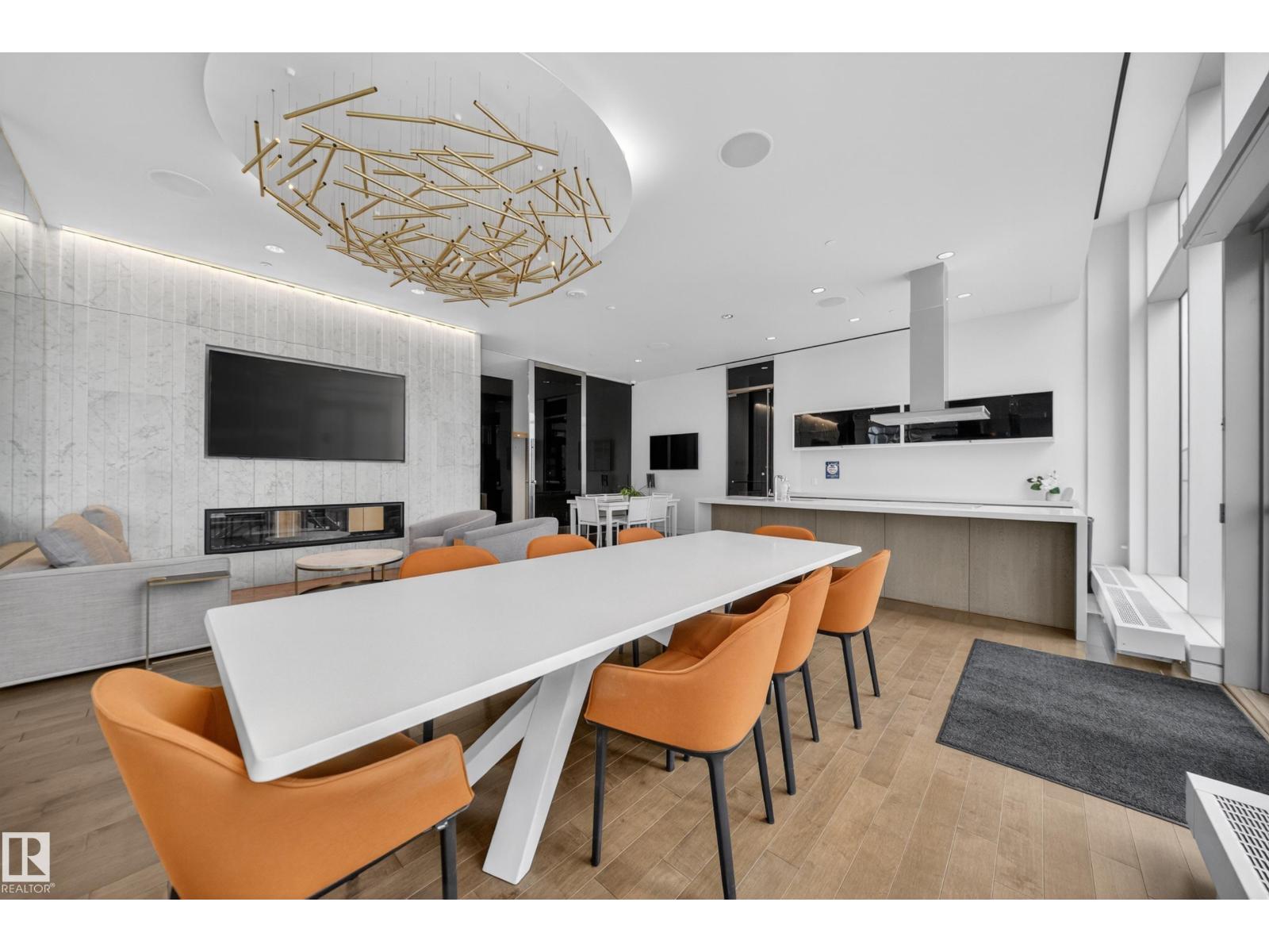 #4007 10360 102 ST NW - 32