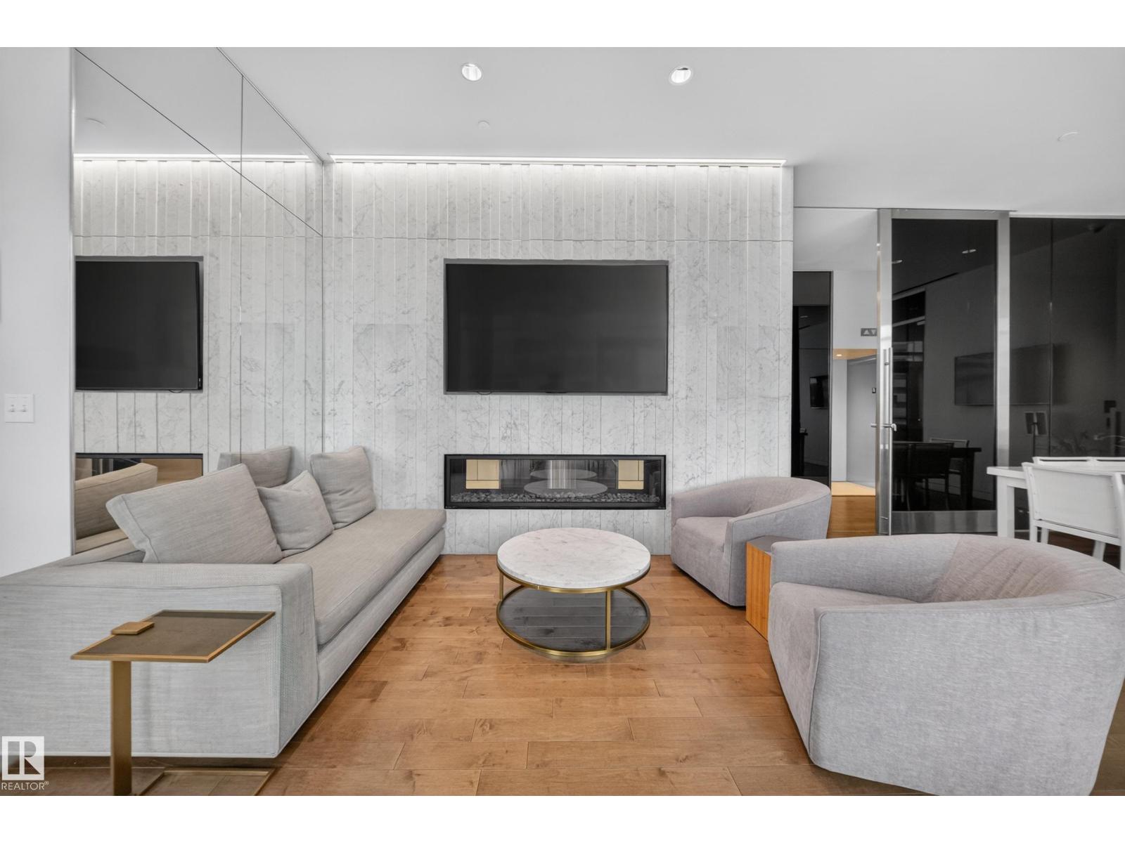 #4007 10360 102 ST NW - 33