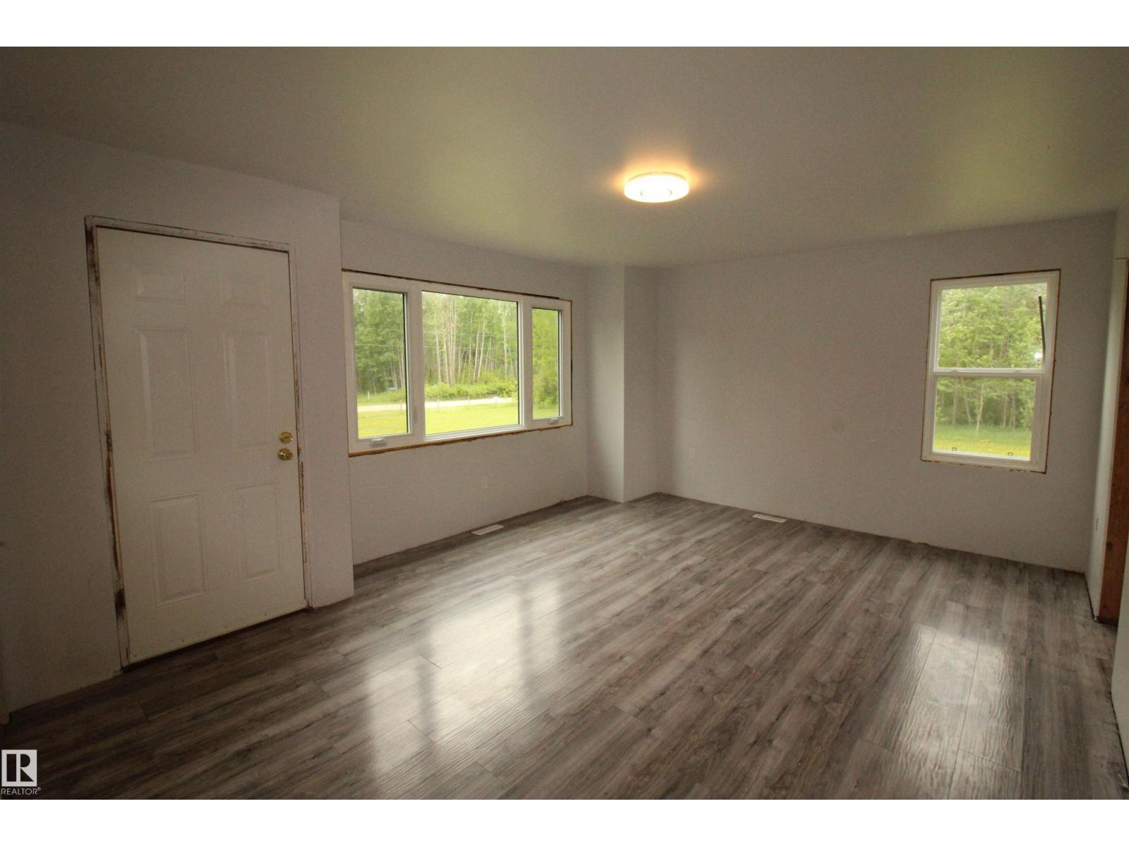 4216 Twp Rd 564 - 15