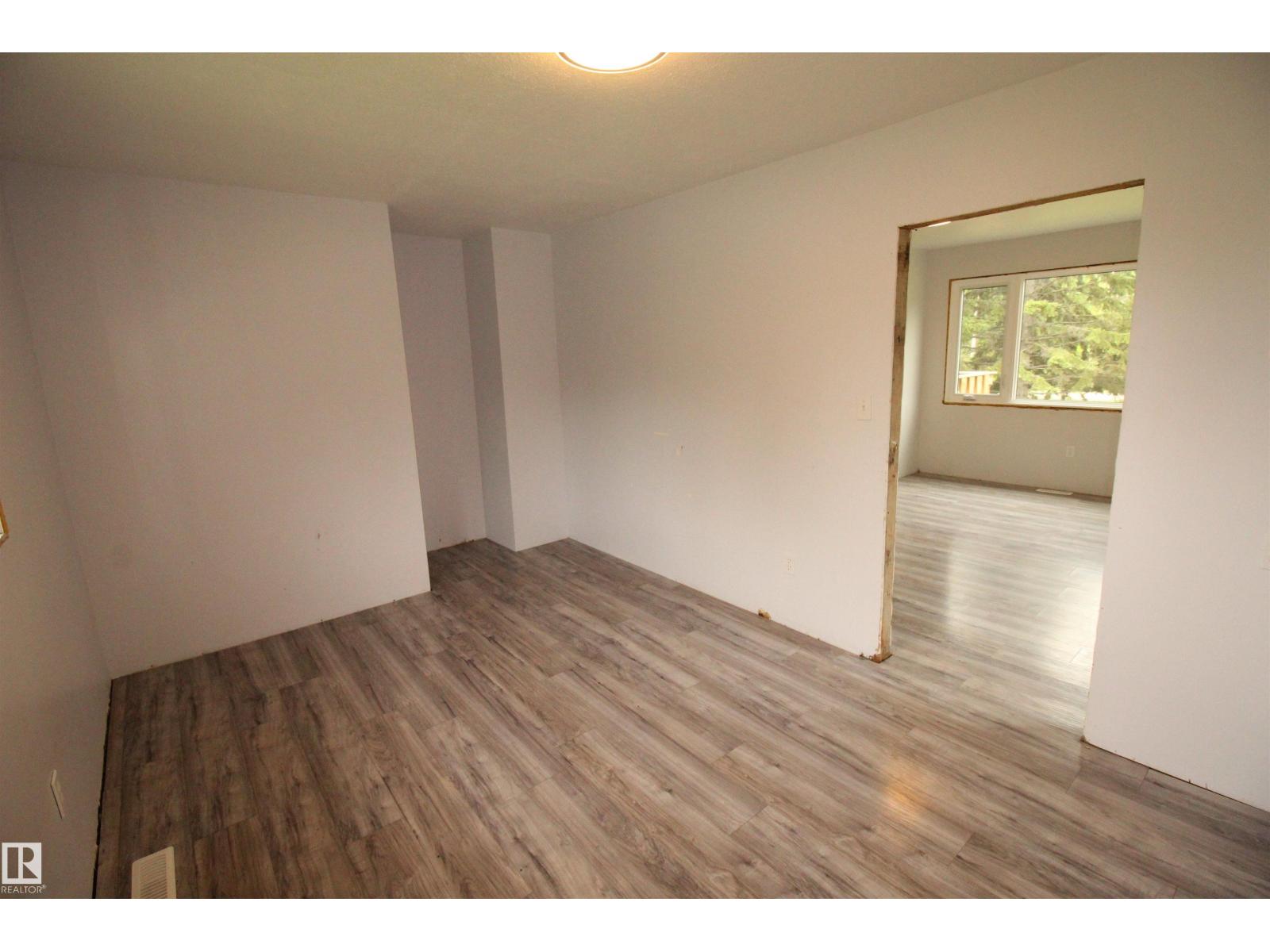 4216 Twp Rd 564 - 16