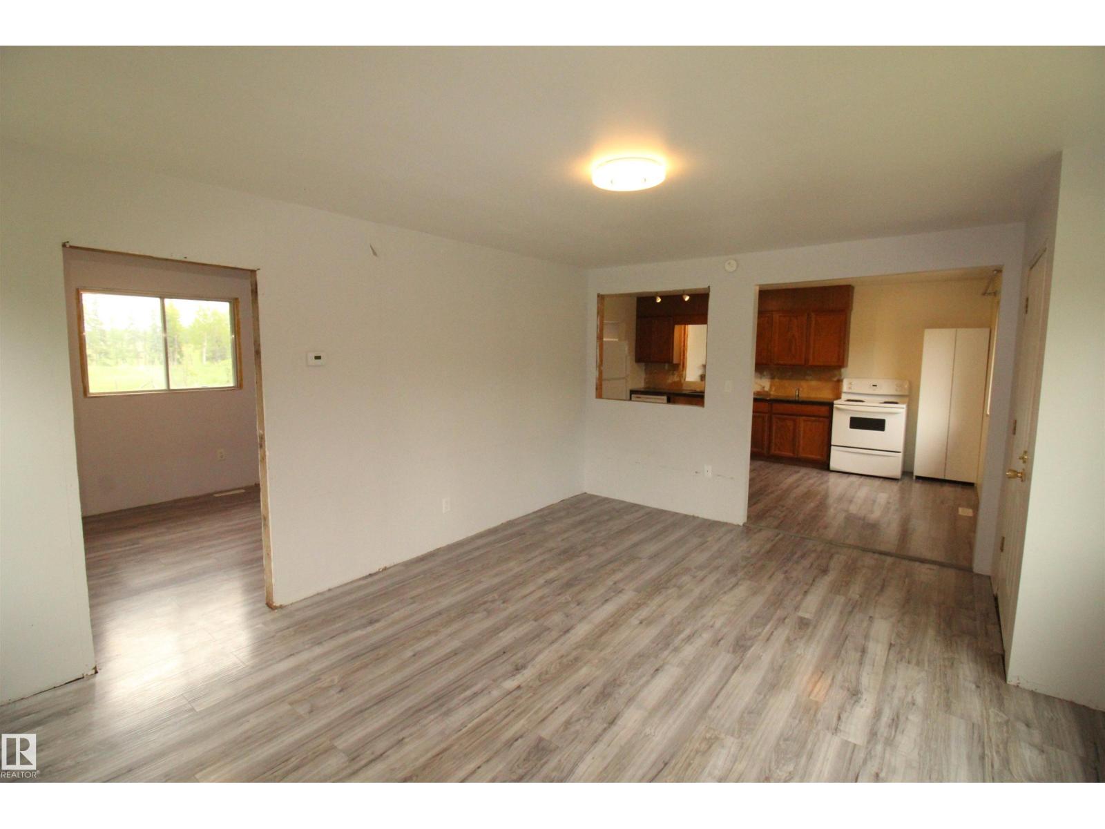 4216 Twp Rd 564 - 18