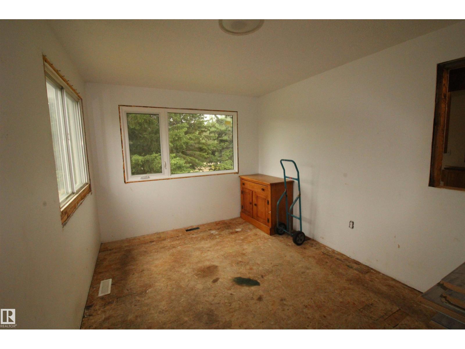 4216 Twp Rd 564 - 20