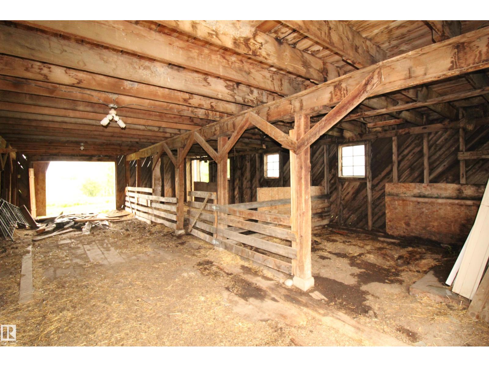4216 Twp Rd 564 - 39
