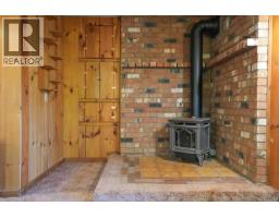Kitchen - 4987 Gertrude St, Port Alberni, BC V9Y6K8 Photo 9