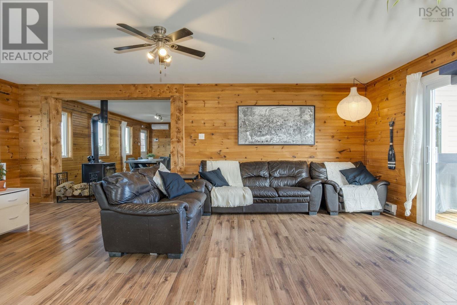 2741 Ostrea Lake Road - 10