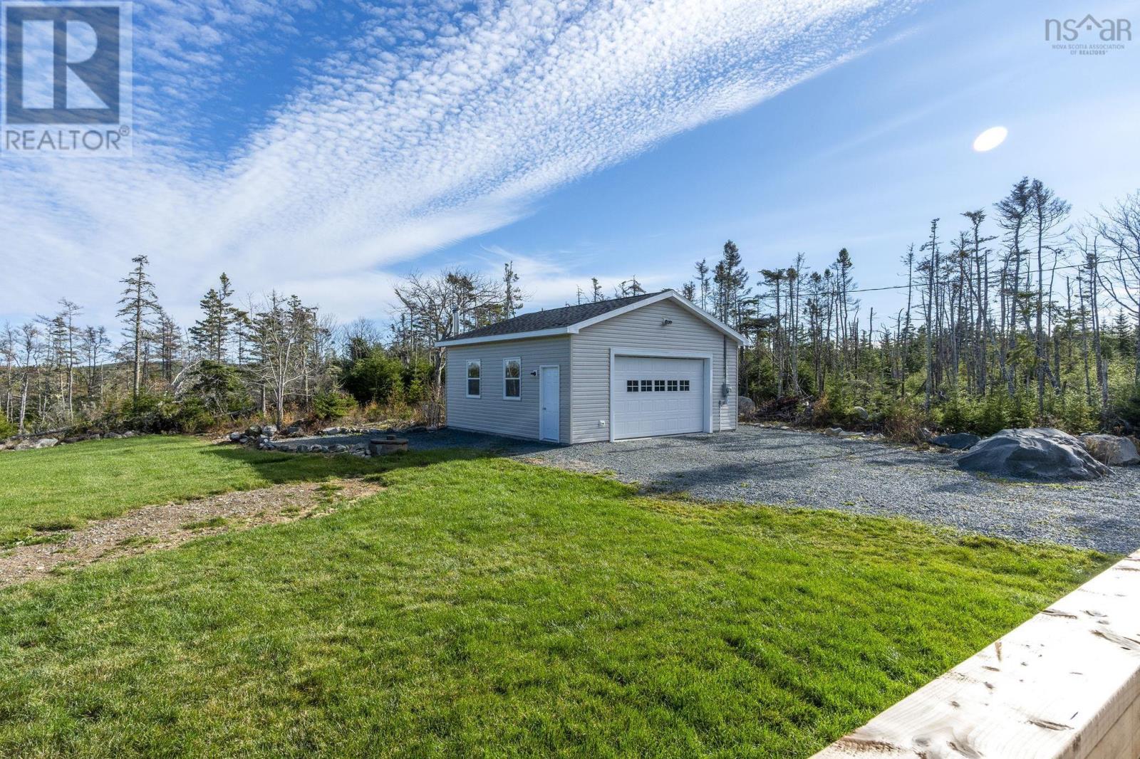2741 Ostrea Lake Road - 40