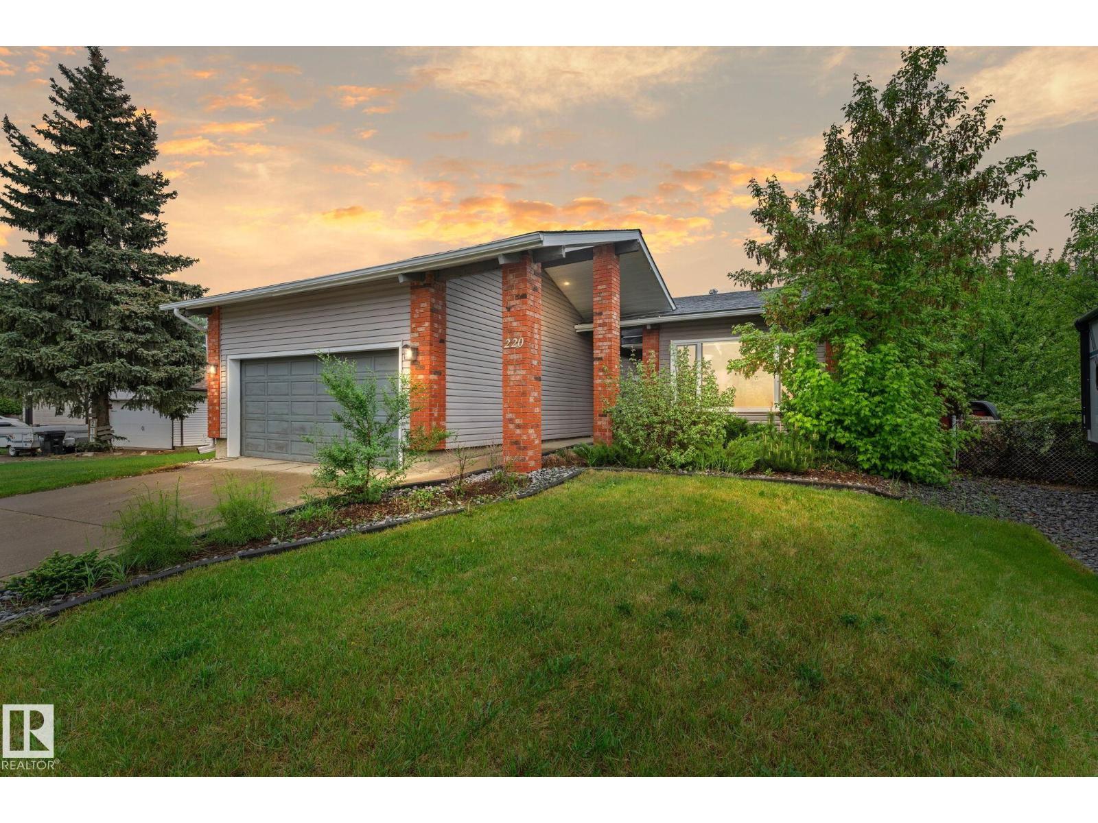 220 GREYSTONE TC - 1
