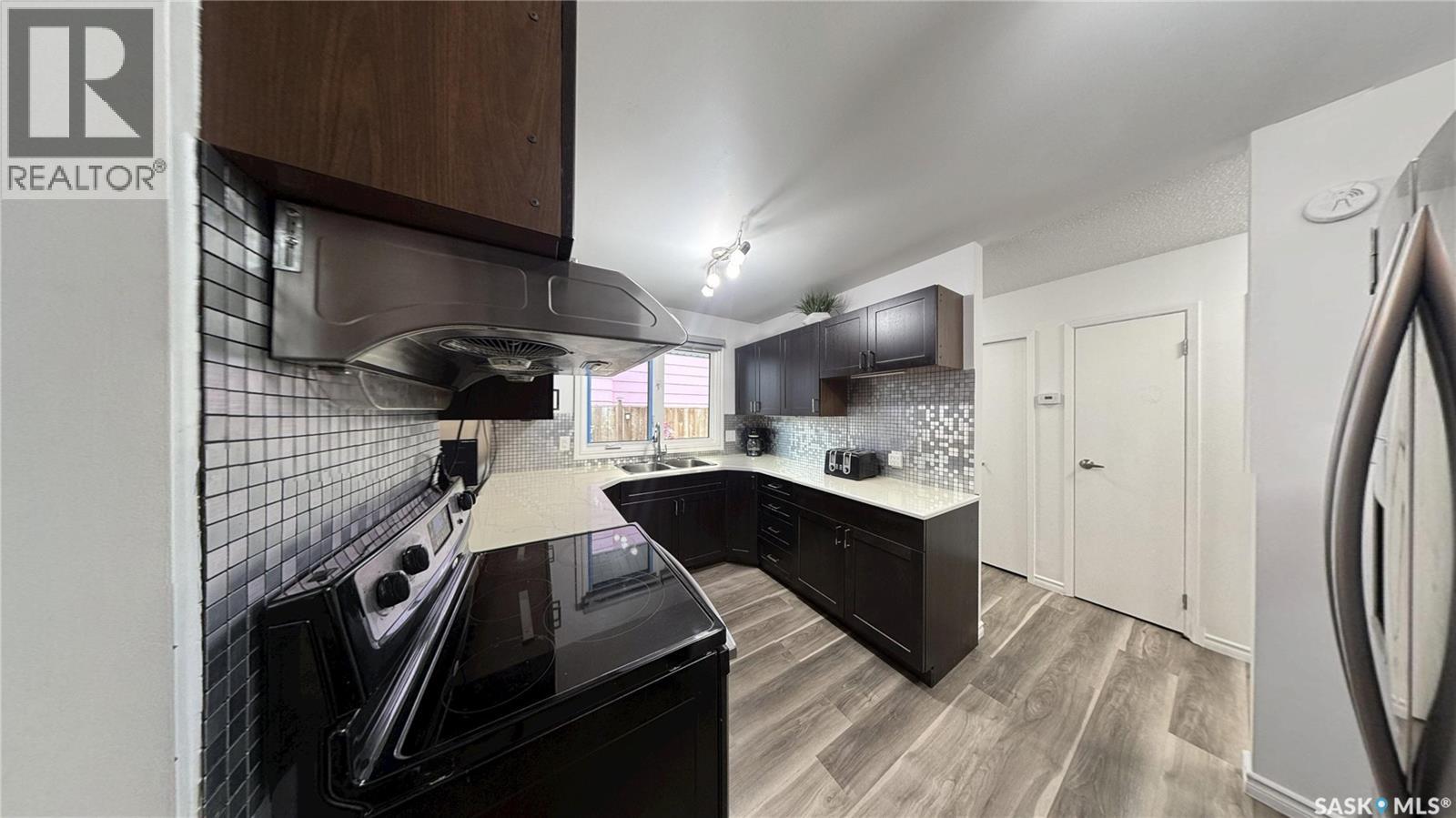 2 McDougall CRESCENT — photo 11