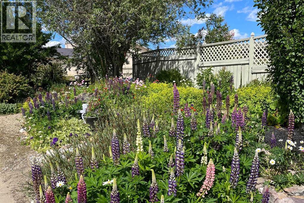 34 Hollinger Drive — photo 37