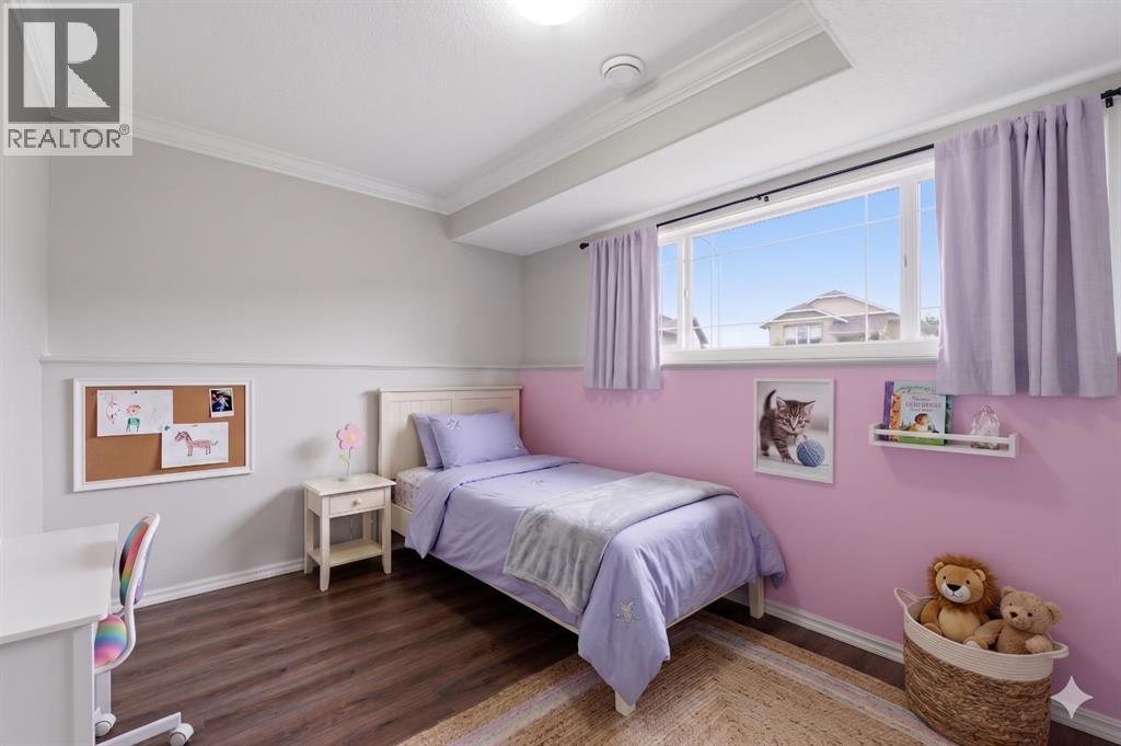 71 Long Close — photo 23