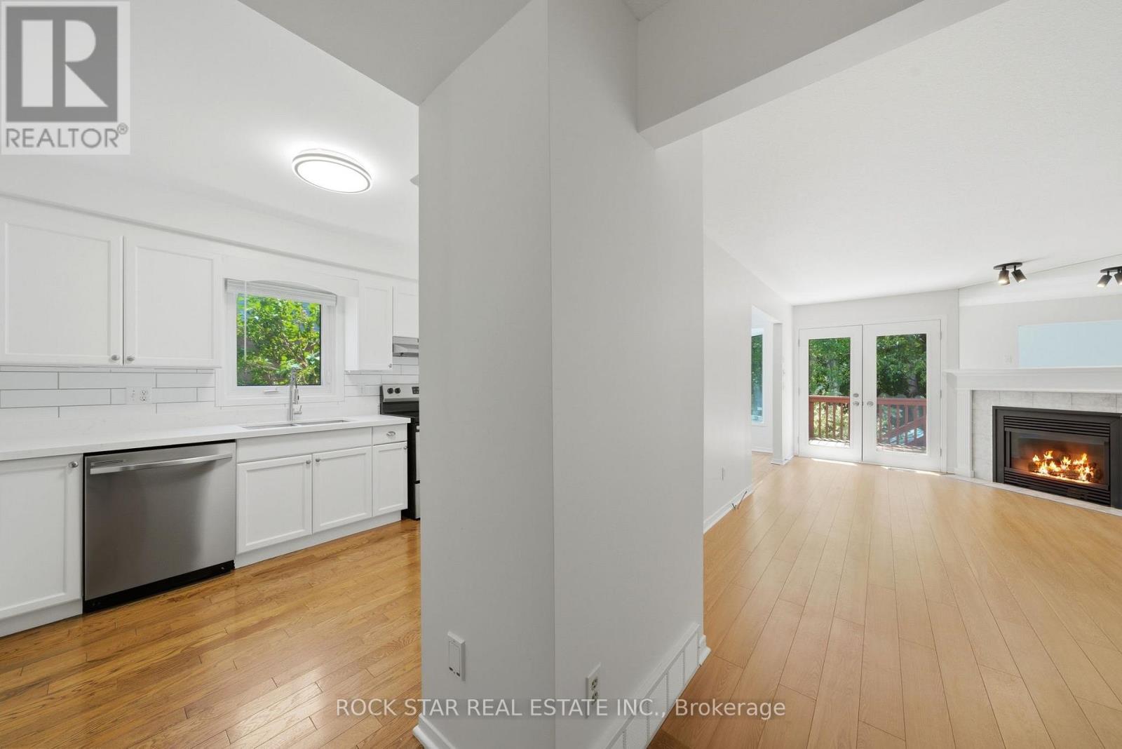 180 LAWRENCE LANE - 6