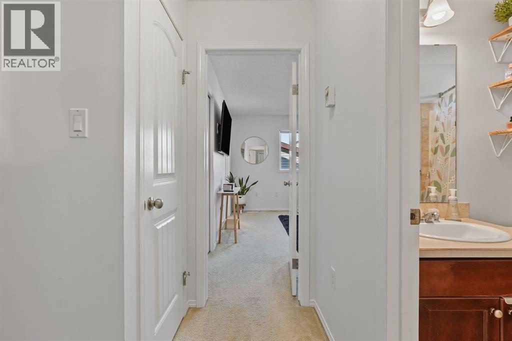 708 Mt Sundance Lane W — photo 13