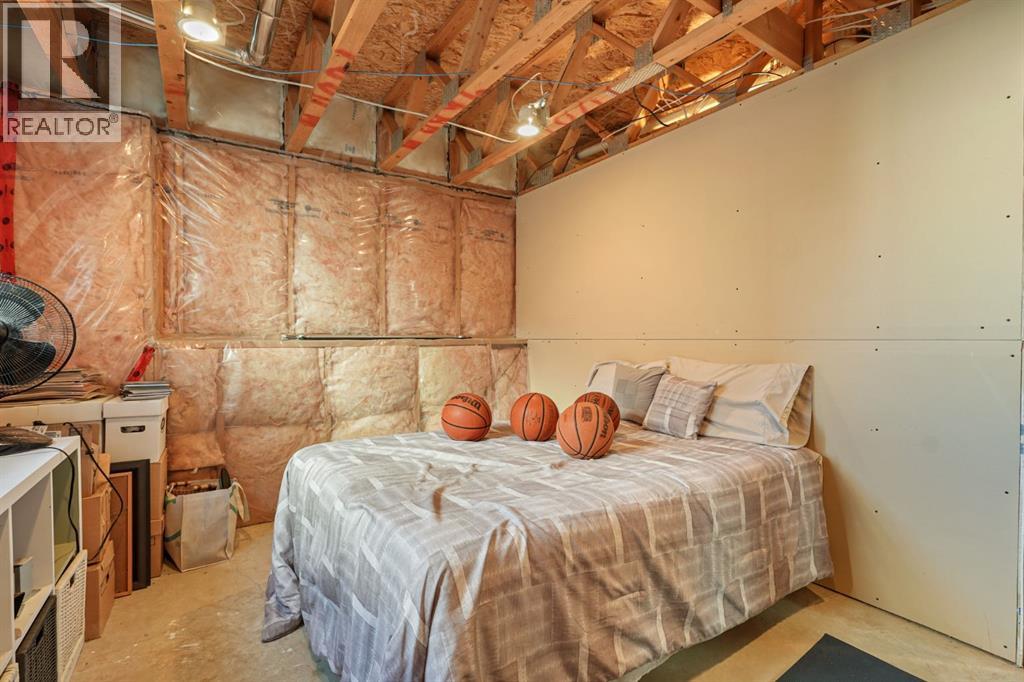708 Mt Sundance Lane W — photo 23
