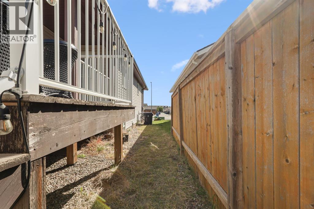 708 Mt Sundance Lane W — photo 27