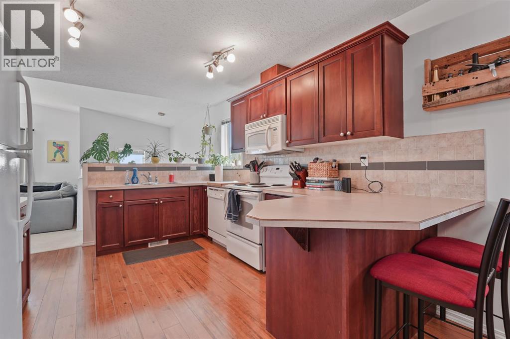 708 Mt Sundance Lane W — photo 7