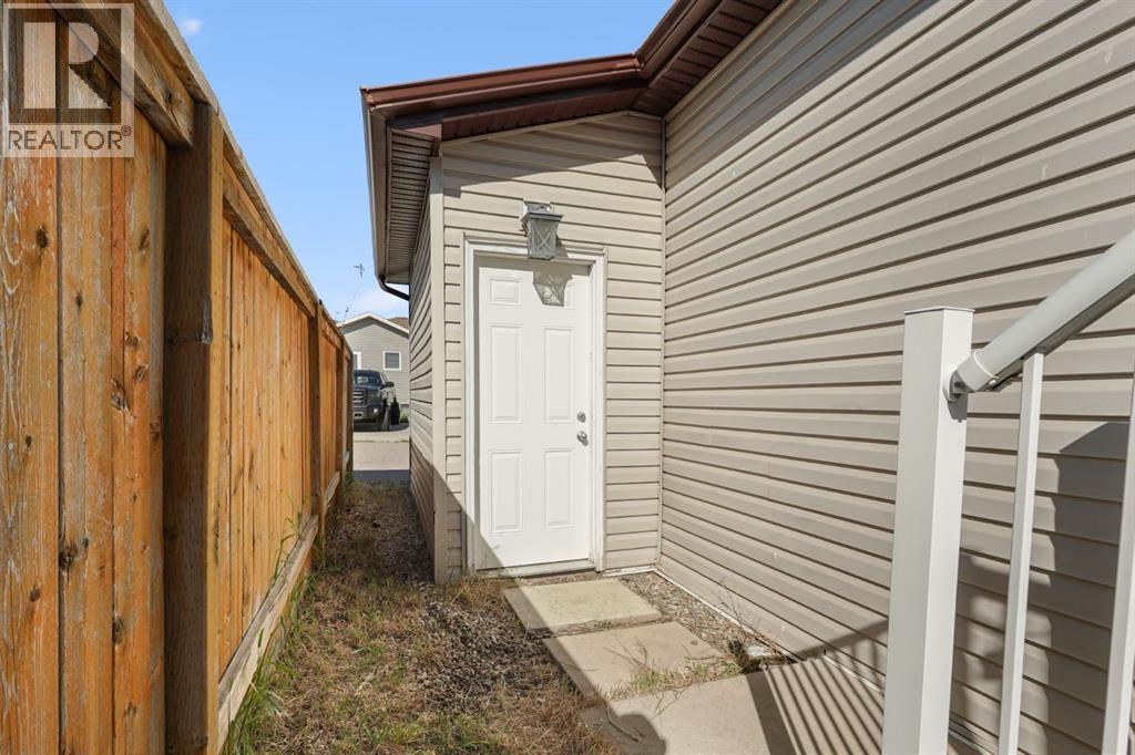 708 Mt Sundance Lane W — photo 28