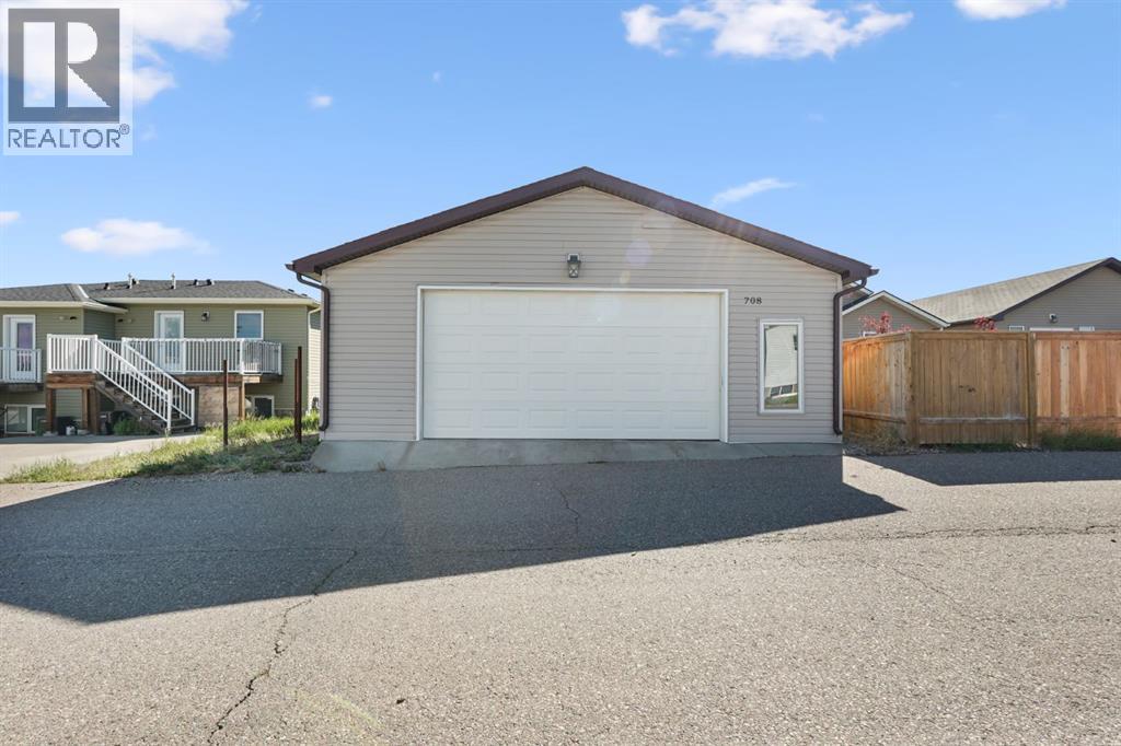708 Mt Sundance Lane W — photo 29
