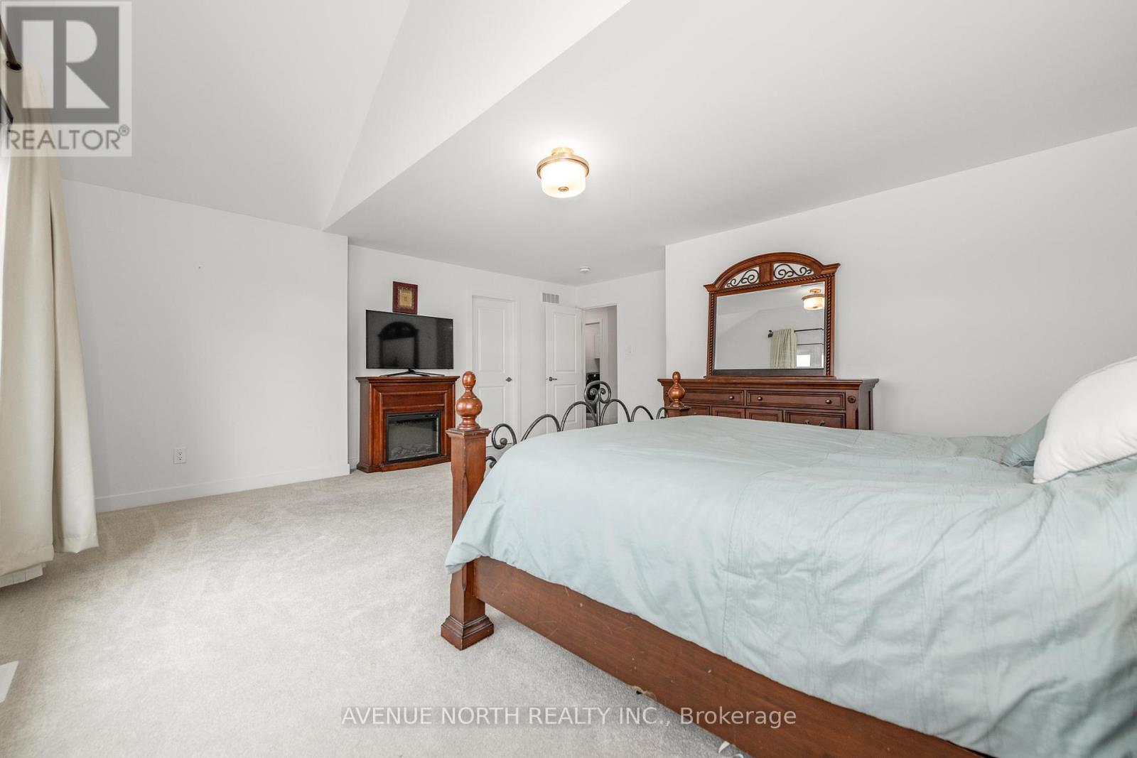 4 Bed, 5 Bath House for Sale in Ottawa – 219 REISLING WAY, Ottawa – MLS# X13412468 - Image 13