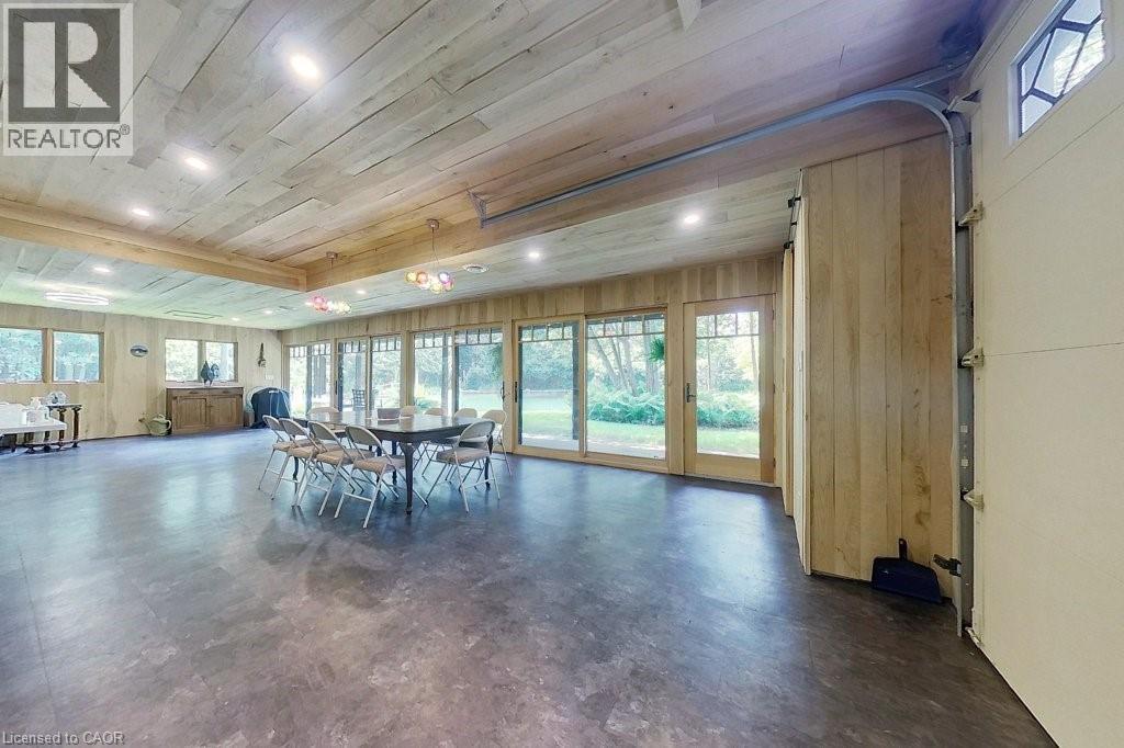 36 TALLWOOD Drive - 17